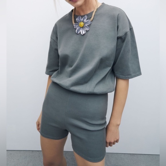NWT Zara Fitted Shorts Romper Sage Green - Picture 1 of 6